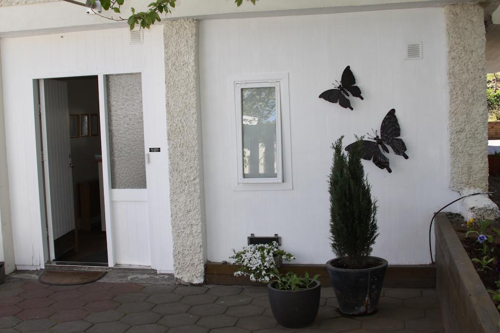 Lonsa Guesthouse Akureyri Buitenkant foto