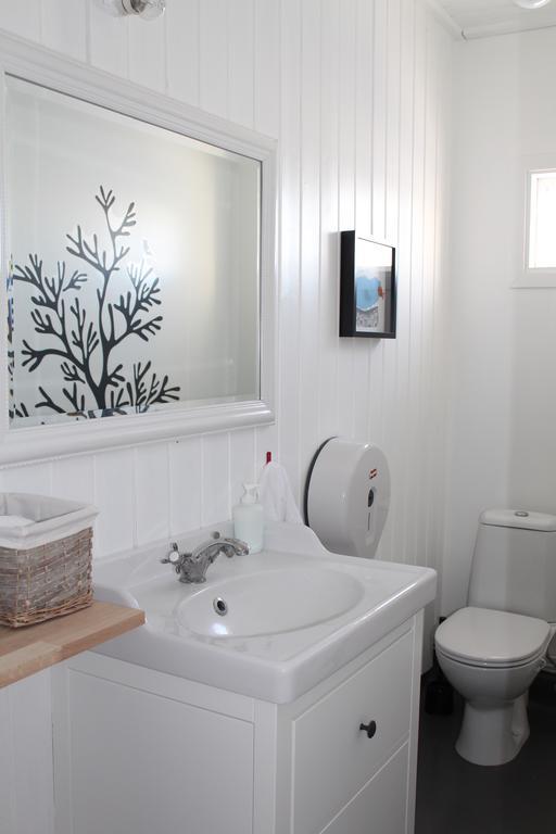 Lonsa Guesthouse Akureyri Buitenkant foto