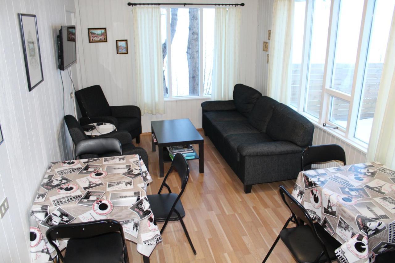 Lonsa Guesthouse Akureyri Buitenkant foto