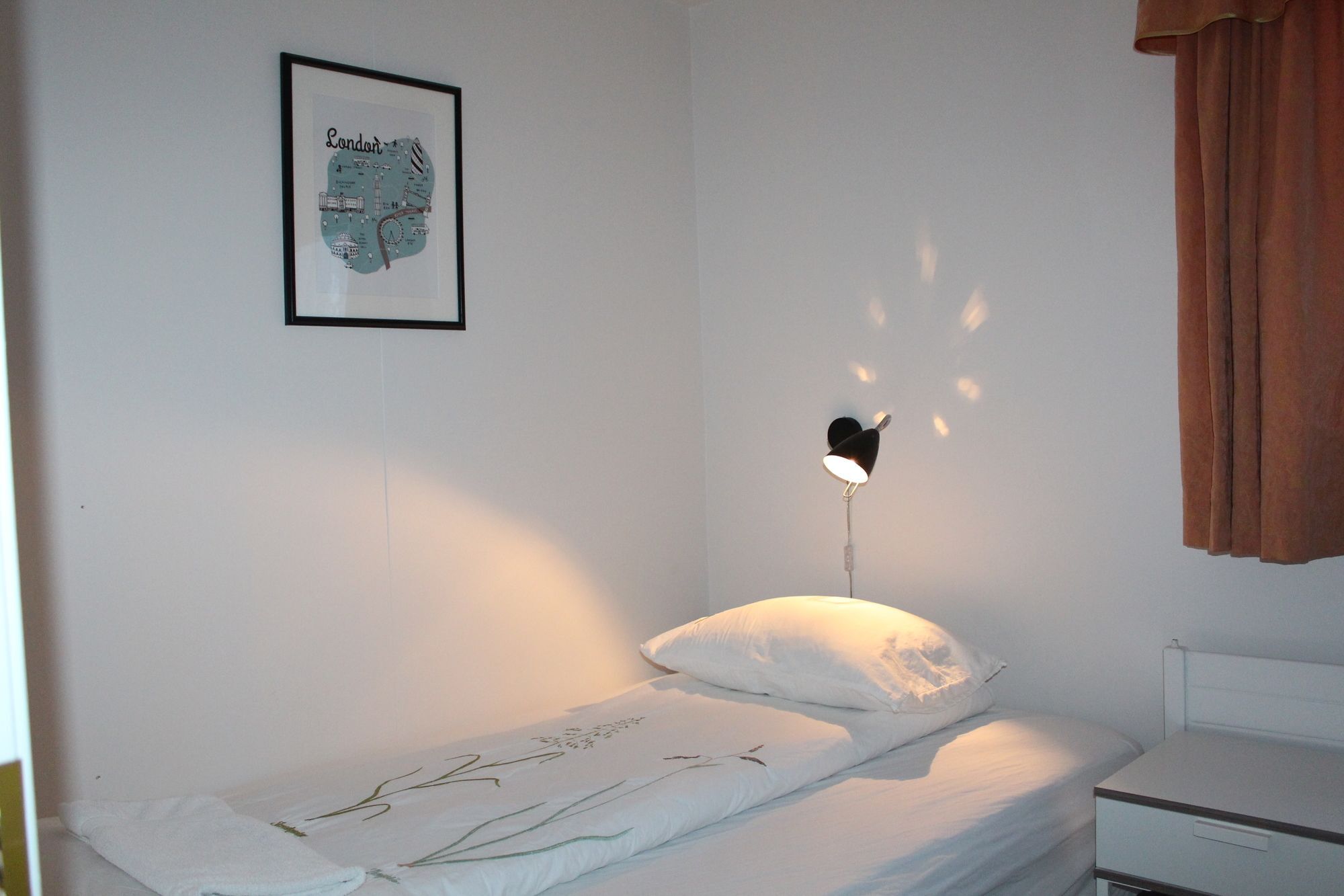 Lonsa Guesthouse Akureyri Buitenkant foto