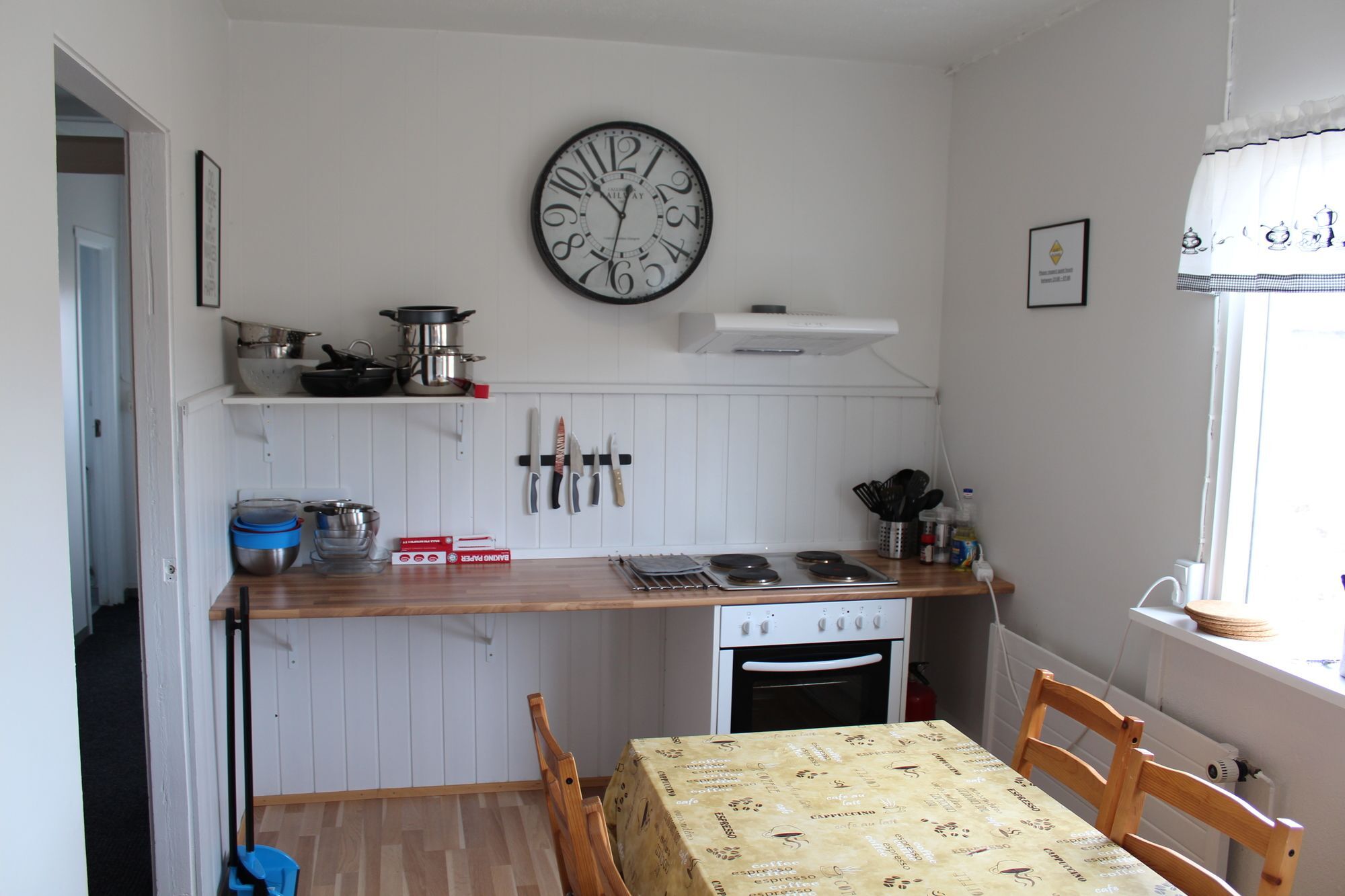 Lonsa Guesthouse Akureyri Buitenkant foto